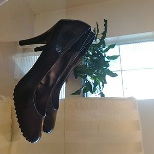 Excellent condition/Hardly worn